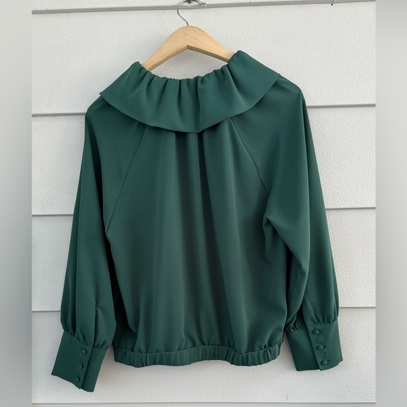 Zara Emerald Green Blouse with Statement Collar - Picture 3 of 5